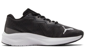 Aviator ProFoam Sky &laquo;Svart og hvit&raquo;