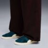 Charles F. Stead V-sneakers i semsket skinn
