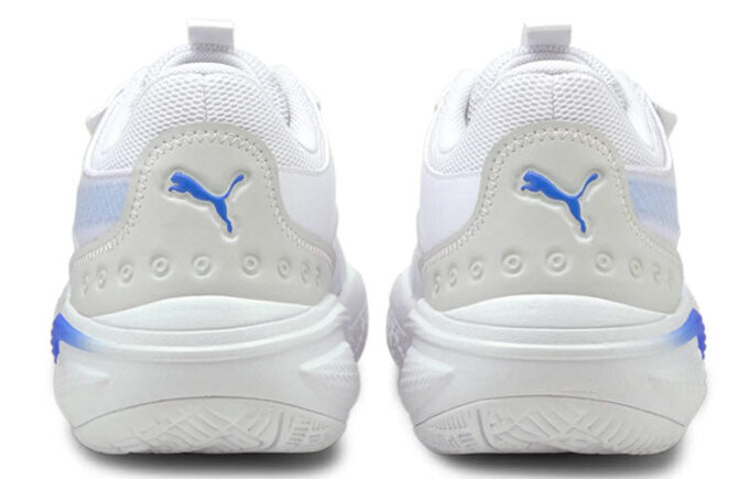 Court Rider-laget «White Bluemazing»