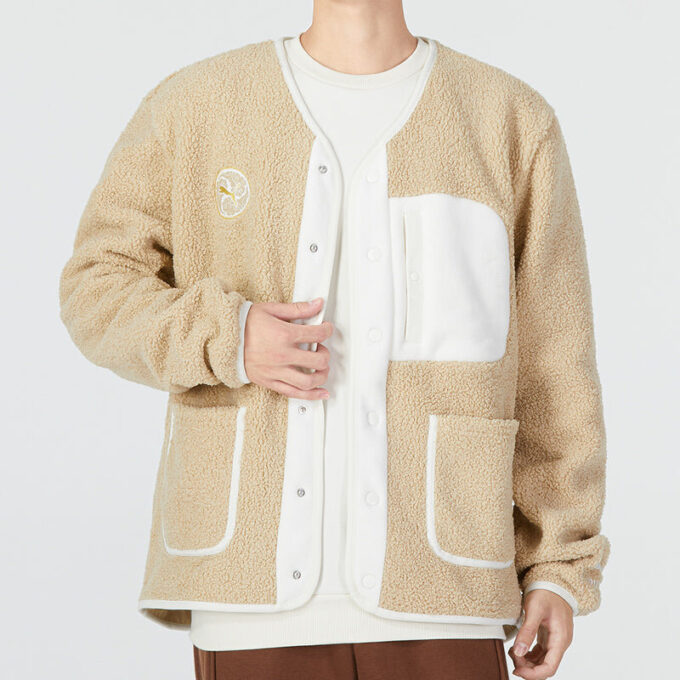 Das CC jakke med stativ krage &laquo;Beige&raquo;