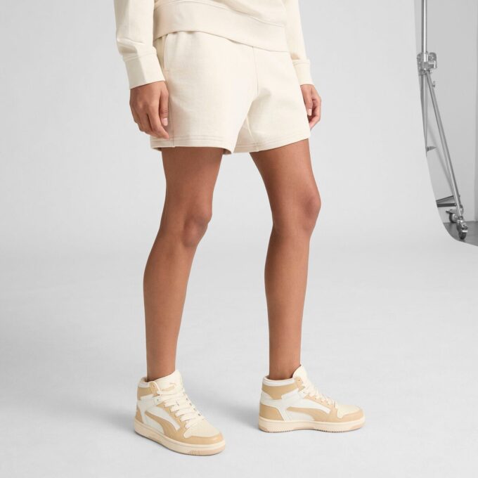 Elevated Essentials Dame 12 cm Mellomhøyde Shorts