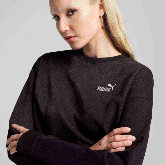 Essentials Women’s Relaxed Crew Neck Genser