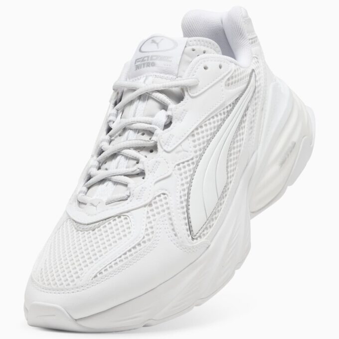 Fade Sneakers