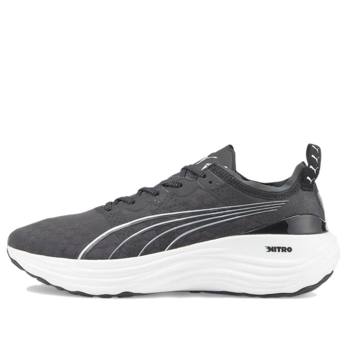 ForeverRun Nitro &laquo;Svart og hvit&raquo;