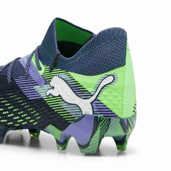 FUTURE 7 ULTIMATE Fotballsko for fast underlag/kunstgrunn for kvinner