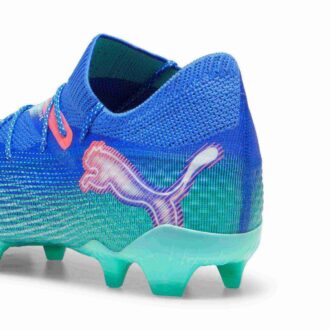 FUTURE 7 ULTIMATE Fotballsko for fast underlag/kunstgrunn for menn