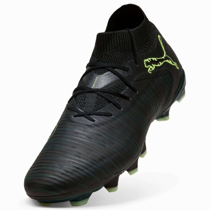 FUTURE 8 PRO fotballsko for fast/kunstig underlag