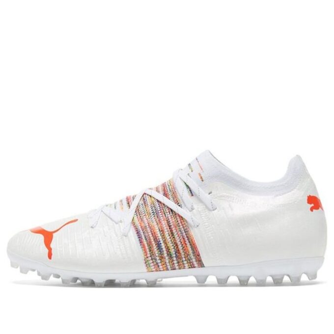 Future Z 2.1 Mg Fotballsko med korte negler, hvite