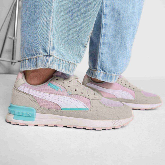 Graviton Sneakers Store Barn