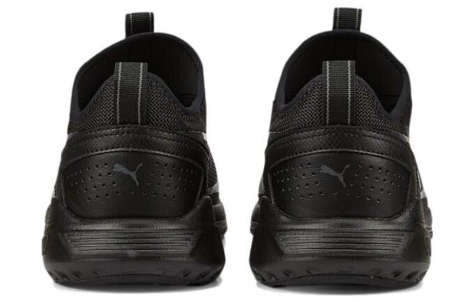 Heldags aktive slip-on «Black Dark Shadow»