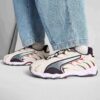 Inhale store barnesneakers