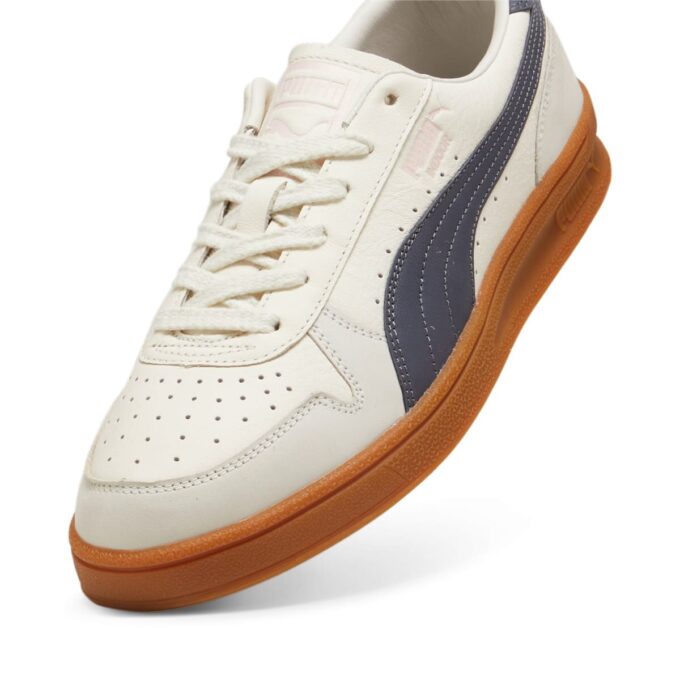 Innendørs OG &laquo;Frosted Ivory Galactic Grey&raquo;