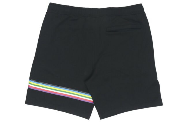 INTL Graphic Shorts «Svart og hvit»