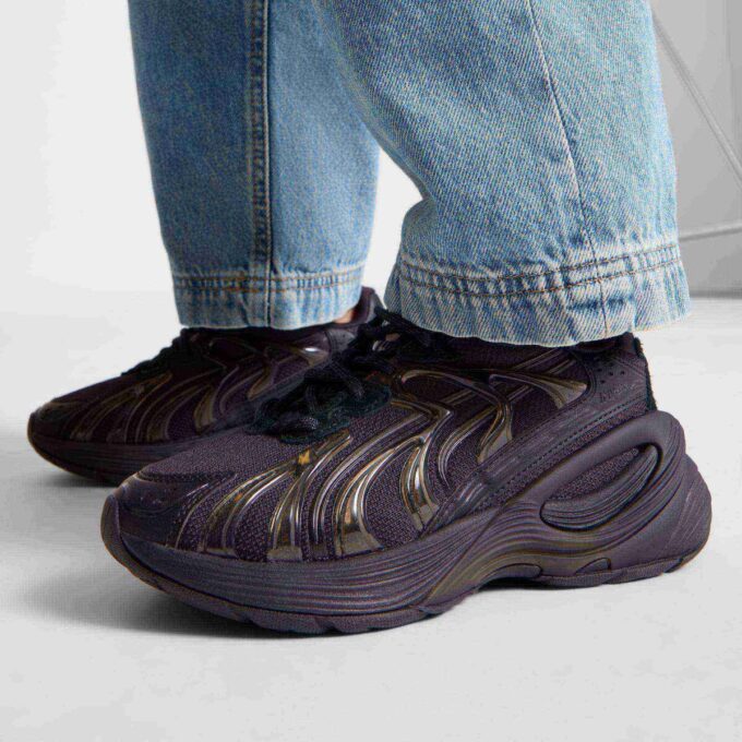 Inverse Upgrade store barnesneakers