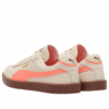 Klubb II-æraen &laquo;Beige Orange&raquo;