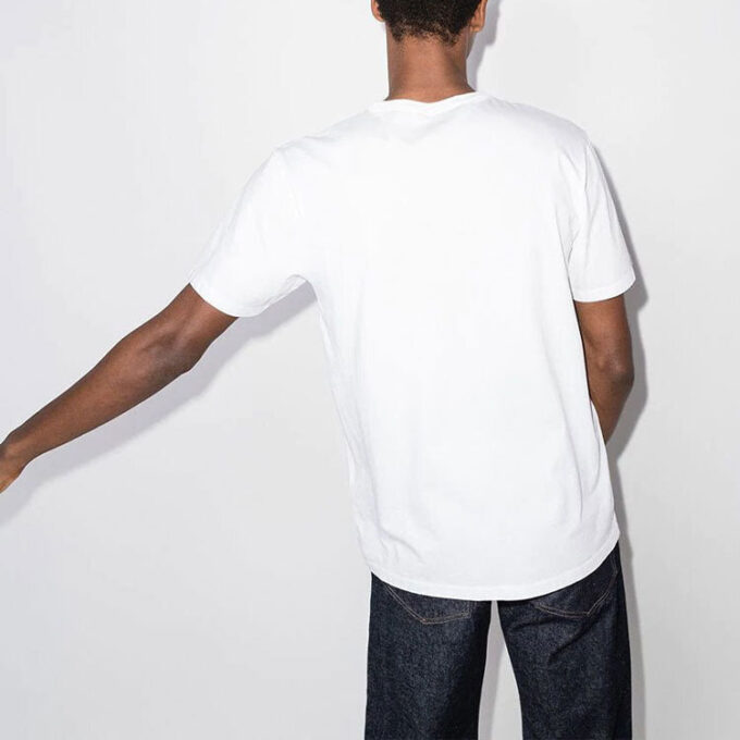 Maison Kitsune Chillax Fox Patch klassisk t-skjorte «Hvit»
