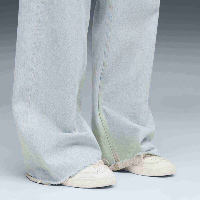 Majesty Sneakers