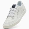 Majesty Sneakers