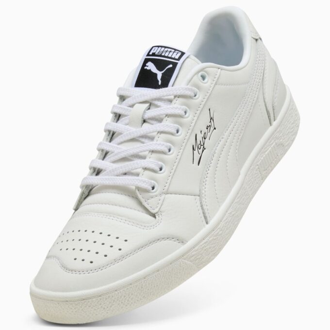 Majesty Sneakers