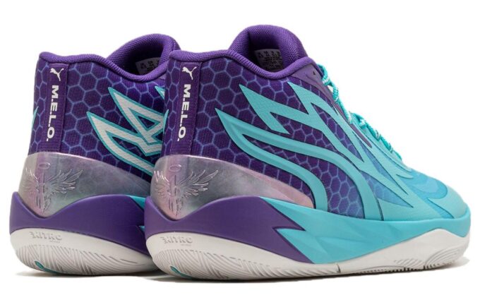 MB.02 Lav LaMelo-ball &laquo;Queen City Hornets&raquo;