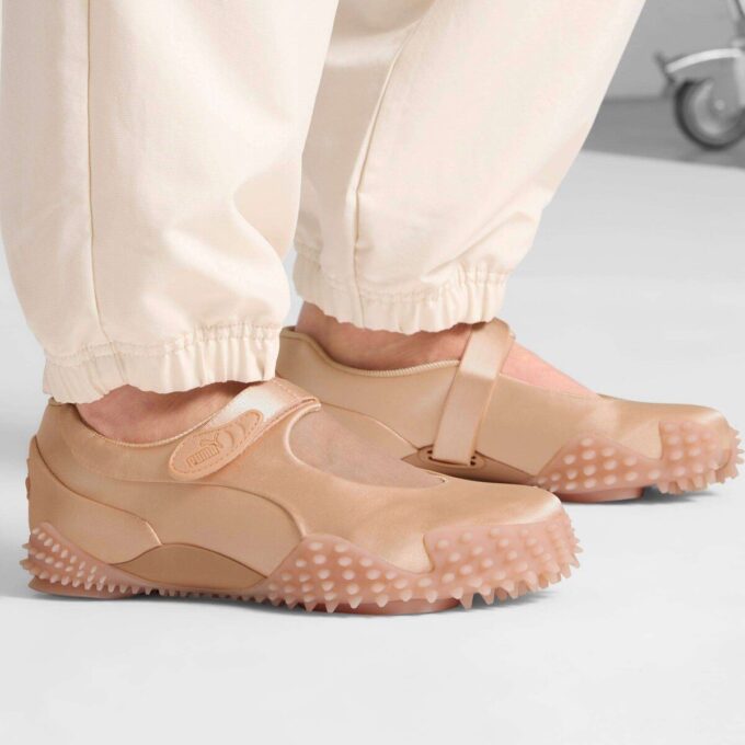 Mostro Fey Satin Dame Sneakers
