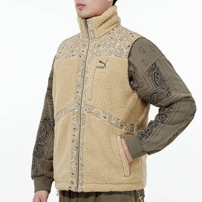 Paisley-vevd sherpavest «brun»