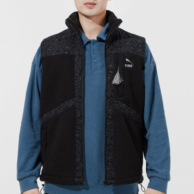 Paisley-vevd sherpavest &laquo;Svart&raquo;