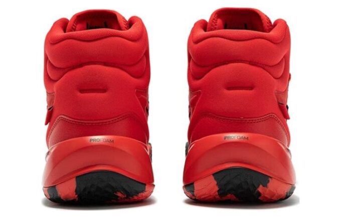 Playmaker Pro Mid &laquo;Rød Svart