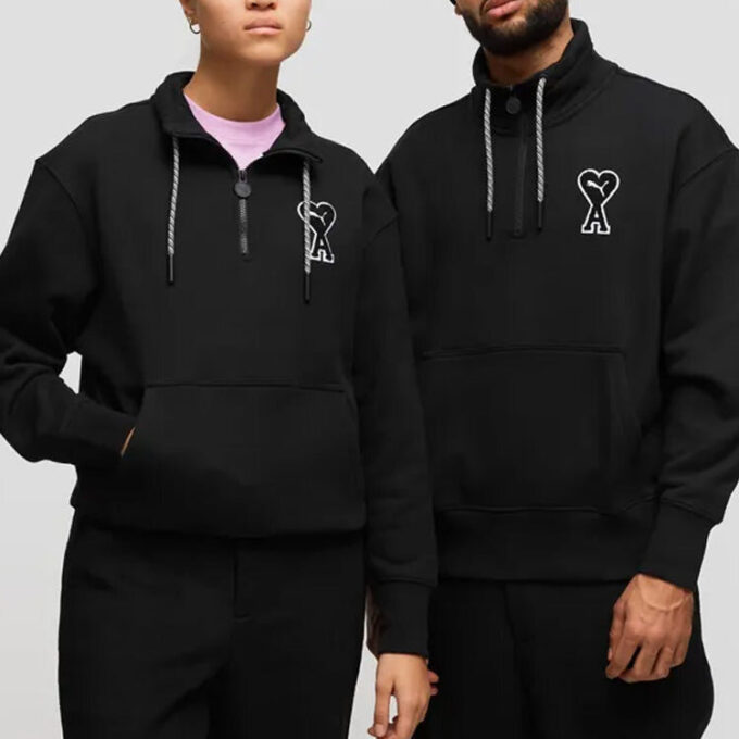 PUMA x Ami Genser med halv glidelås «Svart»