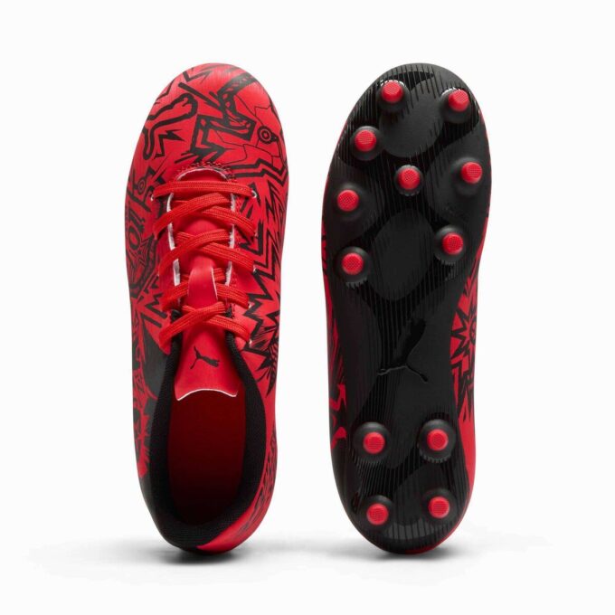 PUMA x CHRISTIAN PULISIC TACTO II fotballsko til barn for fast/kunstig underlag
