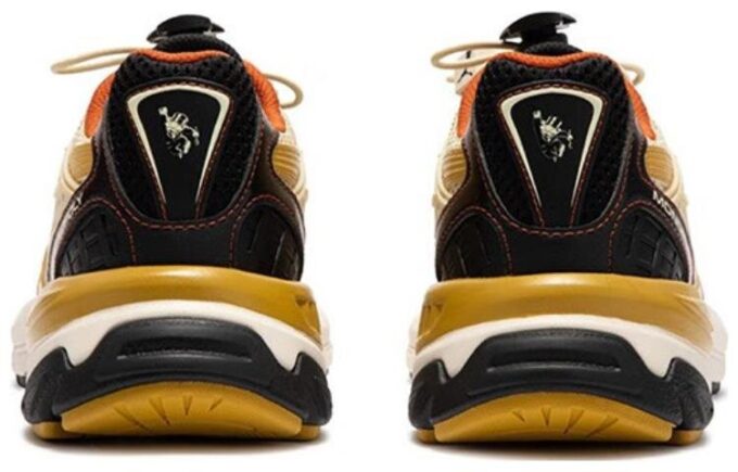 PUMA x Monopoly Staffonly Sneakers &laquo;Beige Gul Svart&raquo;