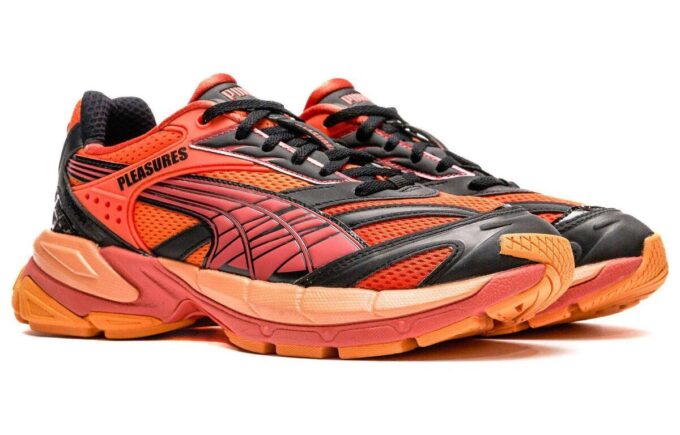 PUMA x PLEASURES Velophasis LAYERS «Cayennepepper Astro Red»