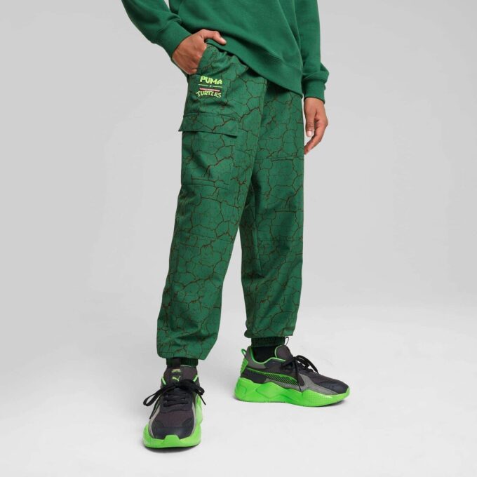PUMA x TMNT store barnebukser med avslappet vevd cargo