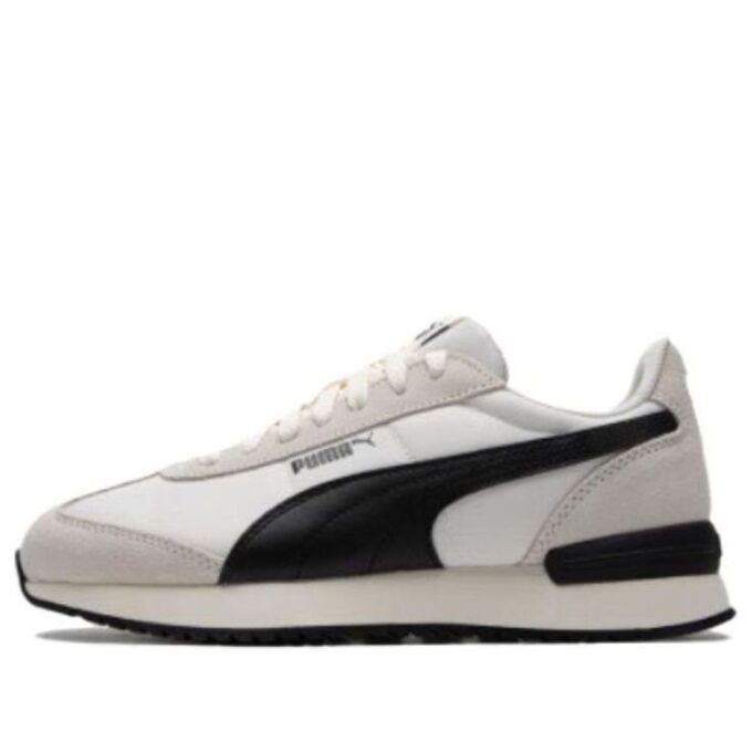 R78 Nylon Retro &laquo;Beige Hvit Svart&raquo;