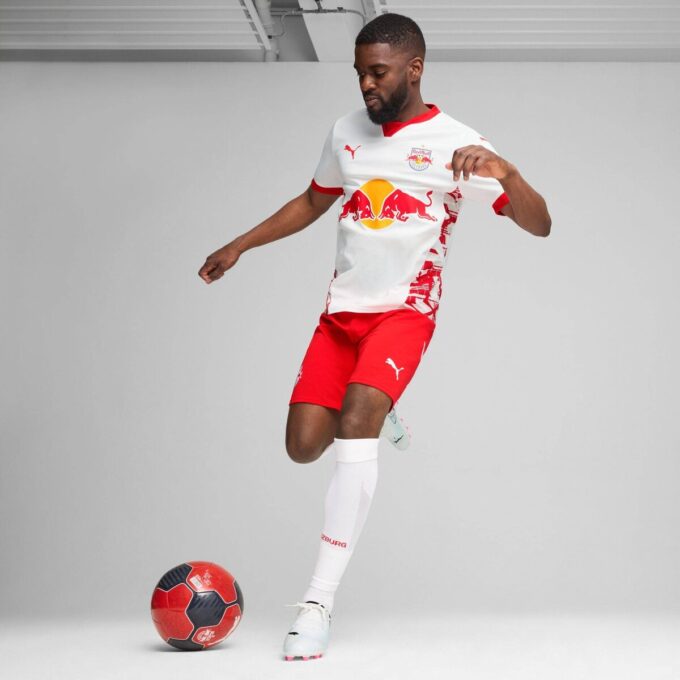 RB Salzburg 24/25 Herre Replica Hjemmedrakt