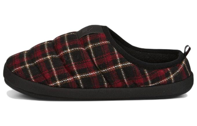 Scuff Flannel Slip-On &laquo;Svart Rød&raquo;
