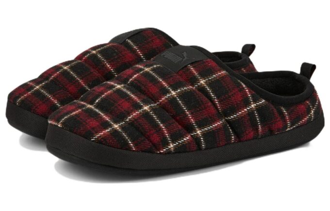 Scuff Flannel Slip-On &laquo;Svart Rød&raquo;