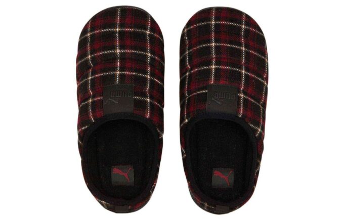 Scuff Flannel Slip-On &laquo;Svart Rød&raquo;
