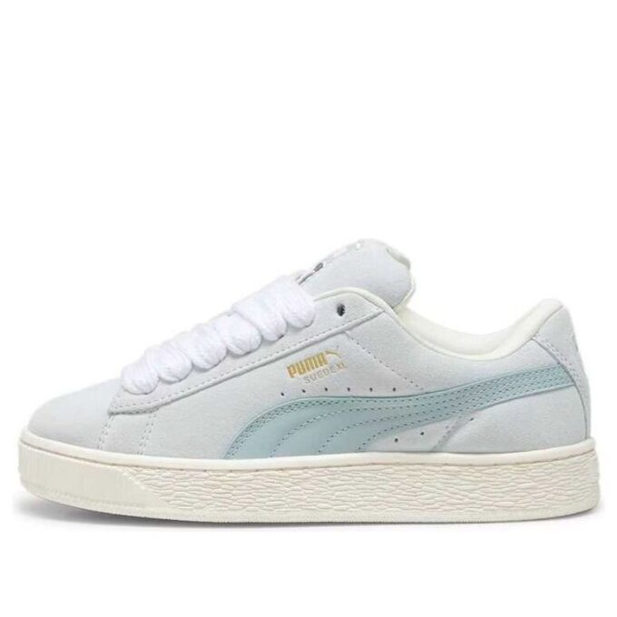 Semskede XL-sneakers &laquo;Blåhvit&raquo;