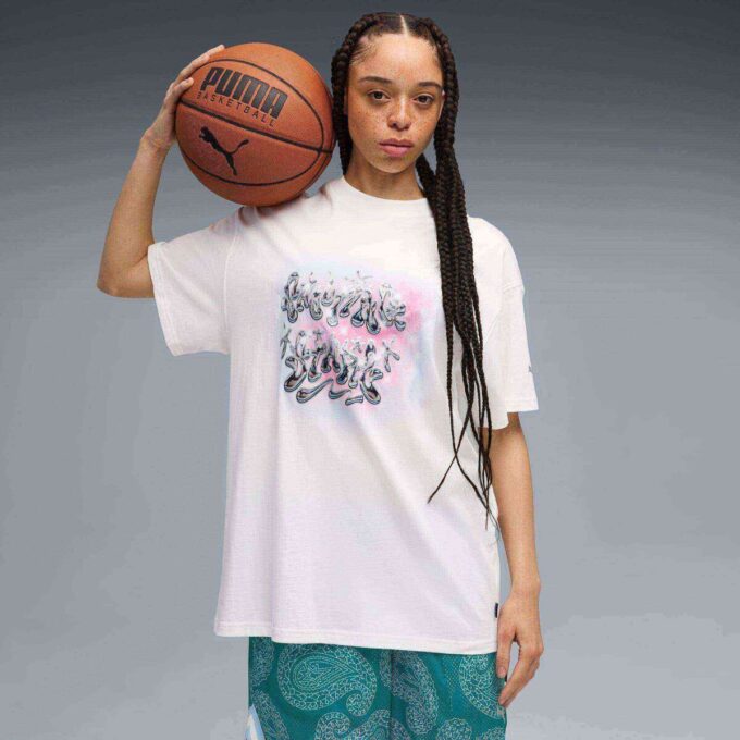 Shooting Stars Basketball Graphic T-skjorte