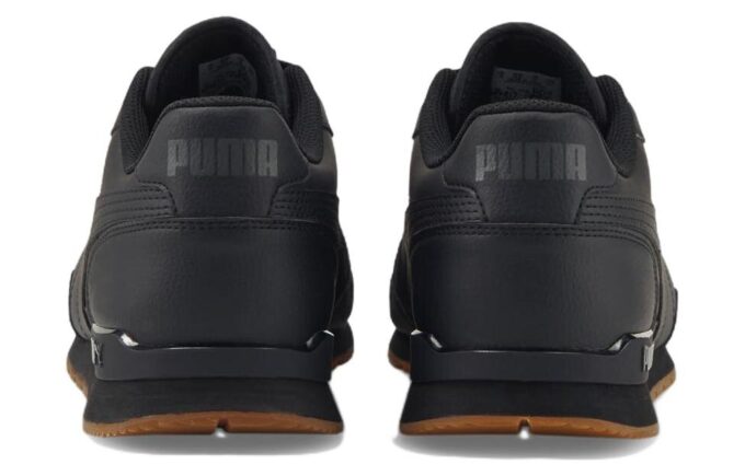 ST Runner V3 Skinn &laquo;Svart Gummi&raquo;