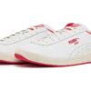 Stjernejordbær og kremfargede sneakers &laquo;Hvite røde&raquo;