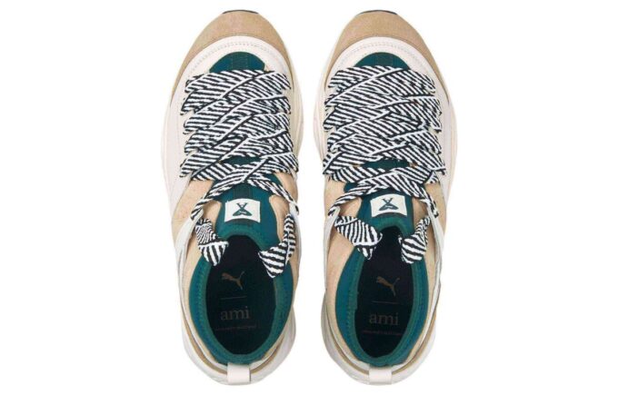TRC Blaze Mid x AMI «Lys sand»