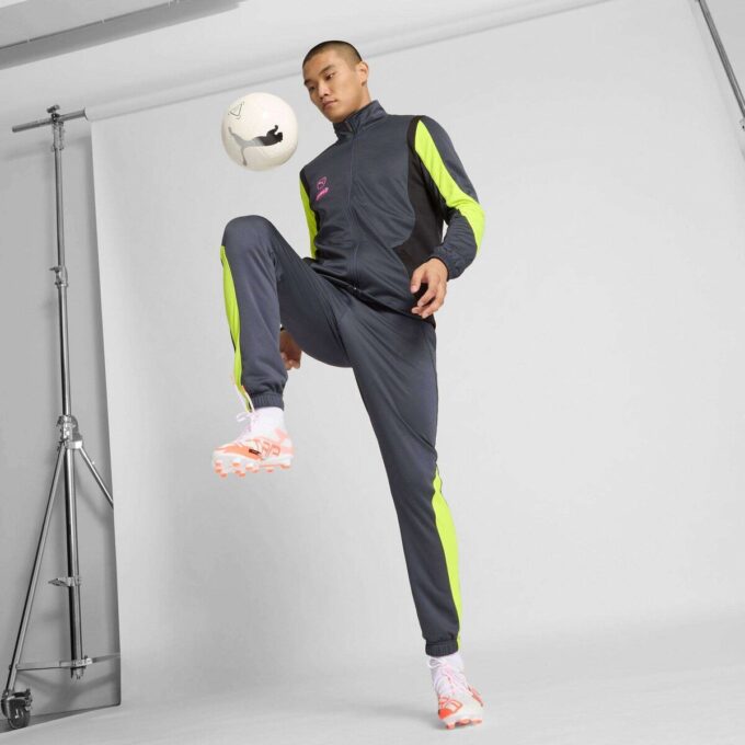 ULTRA 5 PRO Fotballsko for fast underlag/kunstgrunn herre