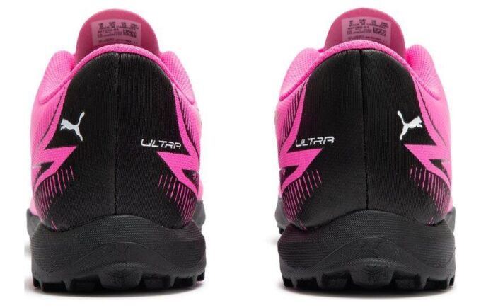 Ultra Play Low Fotballsko &laquo;Rosa Svart&raquo;