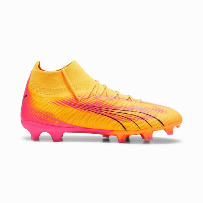 ULTRA PRO Fotballsko for fast underlag/kunstig underlag for menn