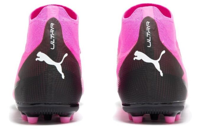 Ultra Pro MG Fotballsko &laquo;Rosa Hvit Svart&raquo;