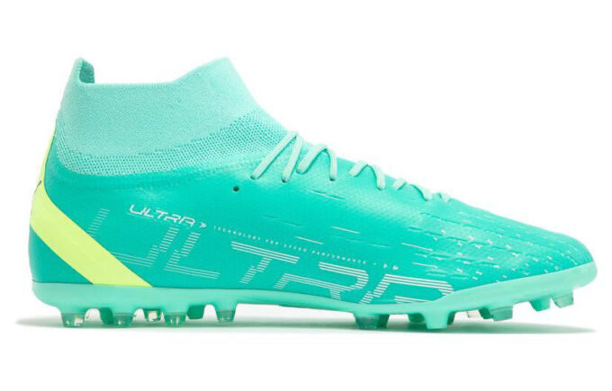 Ultra Pro MG Pro Fotballsko &laquo;Elektrisk Peppermynte&raquo;