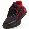 Uproar store barnebasketballsko