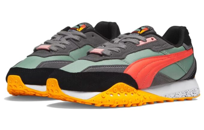 (WMNS) Blacktop Rider «Brand Love»
